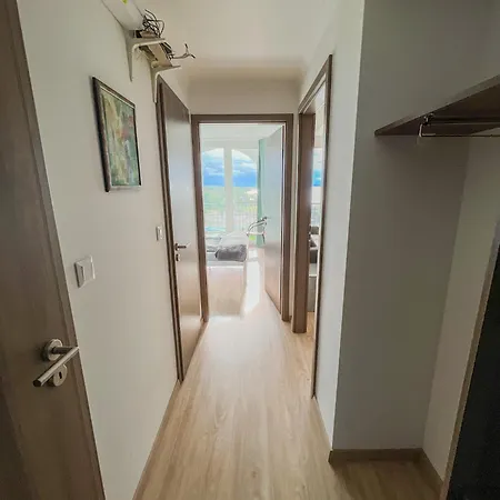 Apartment Sky View